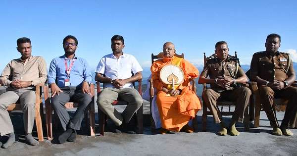 ශ්‍රීපාද වන්දනා කරුවන්ට හැටන් පාර සීමා කරයි