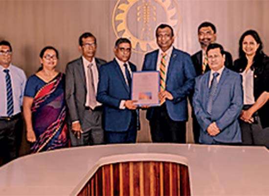 මන්නාරම - මුලිකුලම් 220kV සම්ප්‍රේෂණ රැහැන් ව්‍යාපෘතියට ජියෝති ස්ට්‍රක්චර්ස් හේලීස් ෆෙන්ටන්ස් ගිවිසුම් ගතවේ