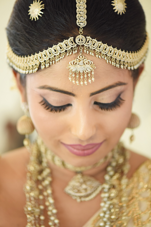 Wedding Mind - Bridal kandyan saree back designs...... | Facebook
