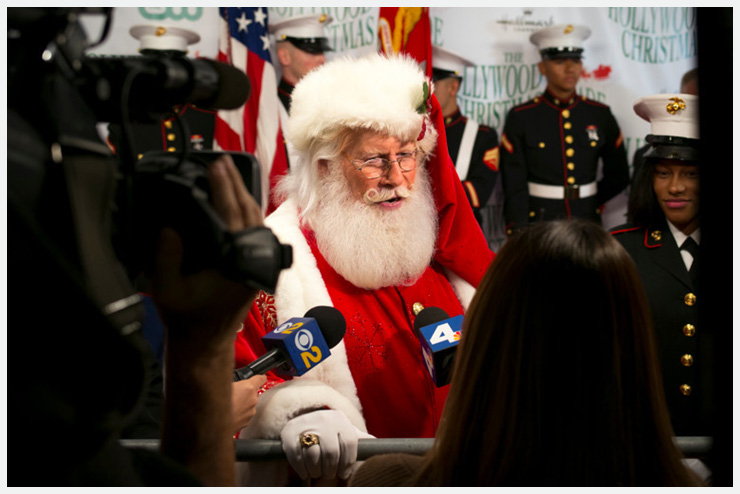 1127_NWS_LDN-L-XMAS-PARADE-1127-DC