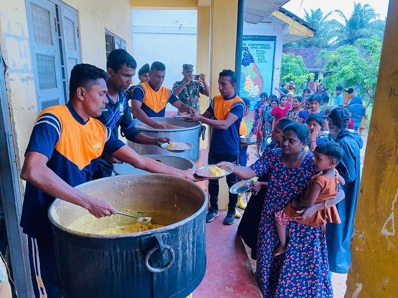 මන්නාරම කූරෙයි ගංවතුරෙන් පීඩාවට පත් පවුල් 70ක්