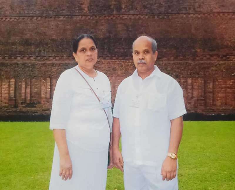 වසර 40ක් වසරකට වැඩි කාලයක් සිරිකත සමග රැඳී සිටි ඇය