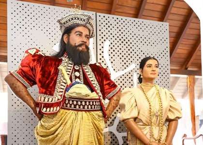 ඇහැ­ලේ­පොළ වලව්වේ ඉටි රූ කෞතු­කා­ගා­රය ජන­පති අතින් විවෘත වේ