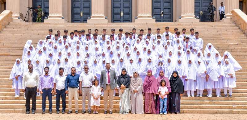 සමාජයට නායකත්වය දිය හැකි අනාගත පරපුරක්