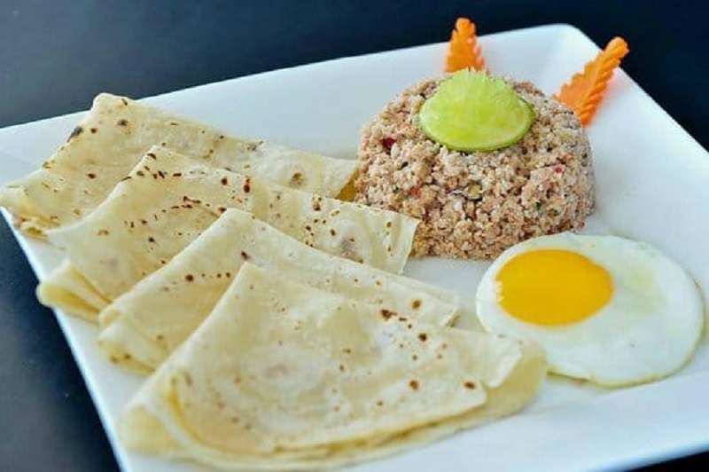 මාලදිවයිනේ රොටී මෙහෙ හදලා කමු