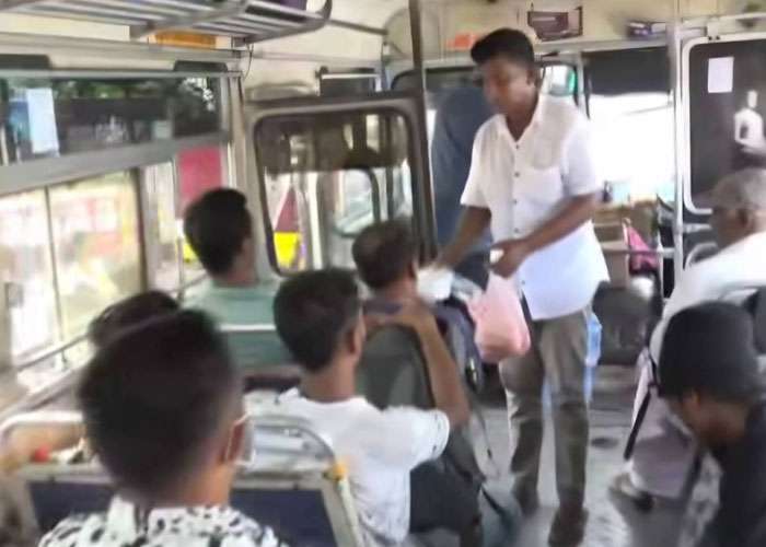 පුද්ගලික බස්රියේ අපූරූ වෙසක්  දන්සැල