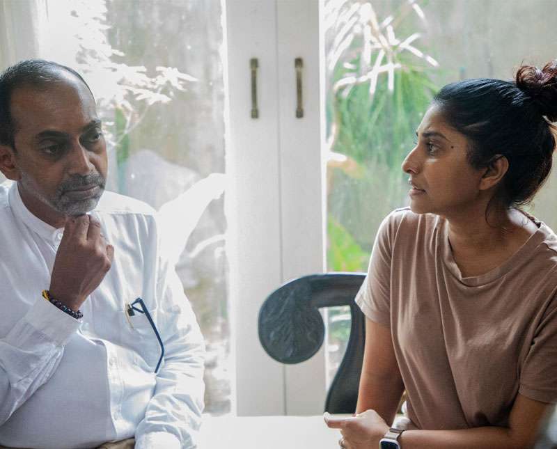 නොමියන මතකයකි ඔබ මාලනියේ...