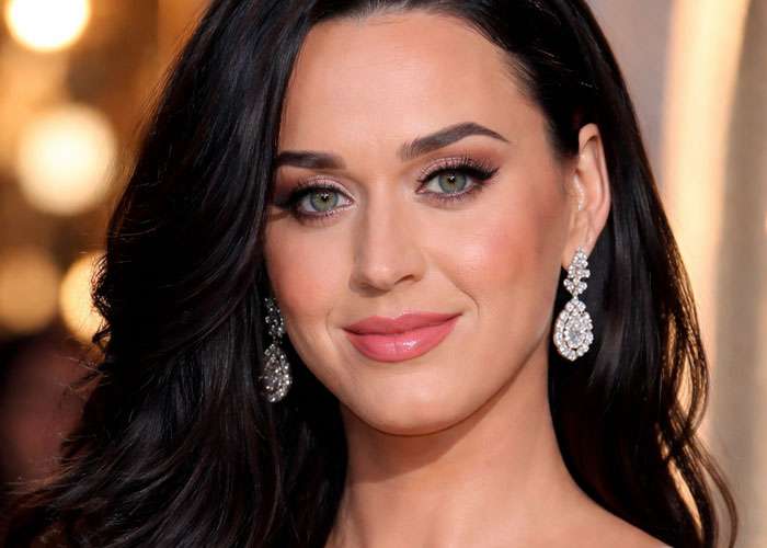 Katy Perryගේ ජීවිතෙන් කාන්තා ඔබට හොඳම ජීවිත පාඩමක්