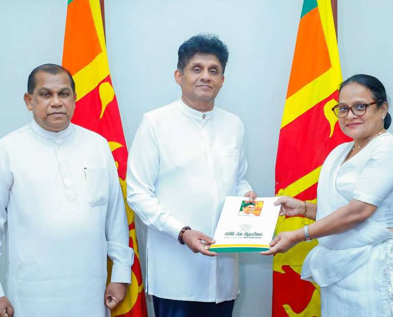 සමගි වනිතා බළවේගයේ  සභාපතිනිය ලෙස පාර්ලිමේන්තු මන්ත්‍රී රෝහිණී