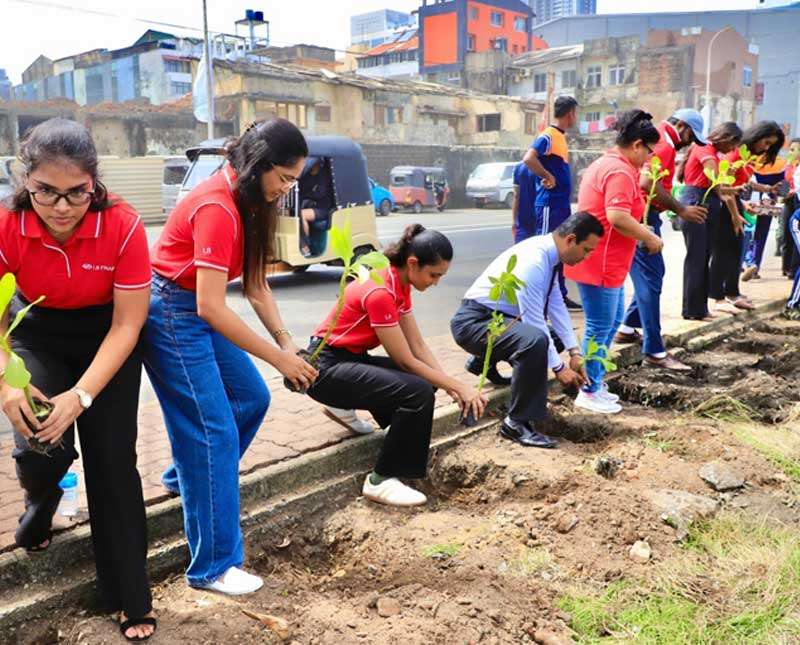 ජගත් පරිසර දිනය වෙනුවෙන් “ක්ලීන් ශ්‍රී ලංකා”