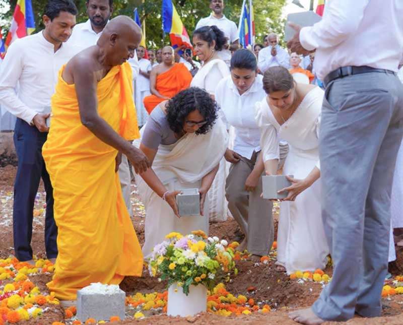 ඓතිහාසික කෝට්ටේ රජමහා විහාරයේ  සත්මහල් සදහම් මන්දිරයට මංගල ශිලා ප්‍රතිෂ්ඨාපනය කිරීම