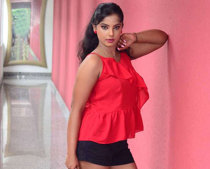 හැඩට වැඩට අඳින්න කැමති ඔබට