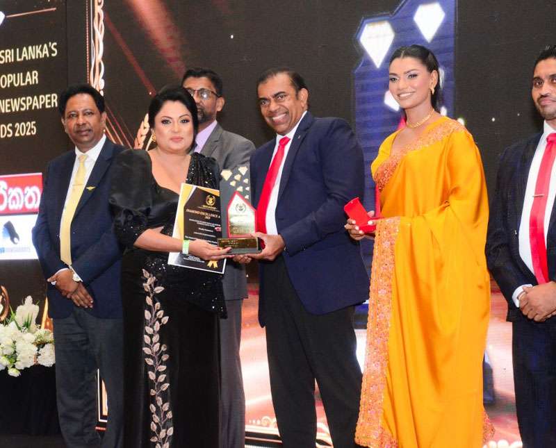 ජනප්‍රිය කාන්තා පුවත්පත් කතෘට හිමි සම්මානයෙන් සිරිකත පුවත්පතේ කතෘ පිදුම් ලබයි