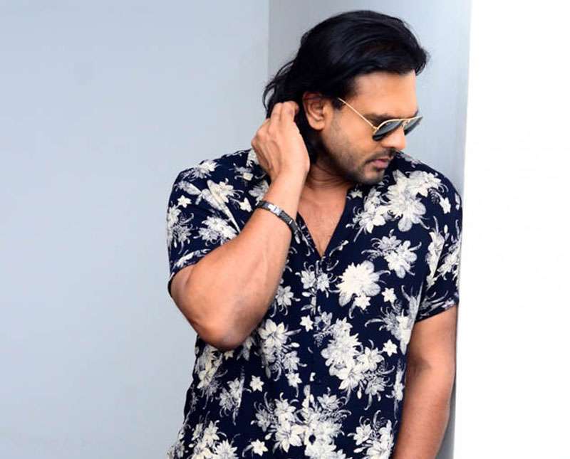 කෙල්ලන්ගේ සිහින කුමාරයා