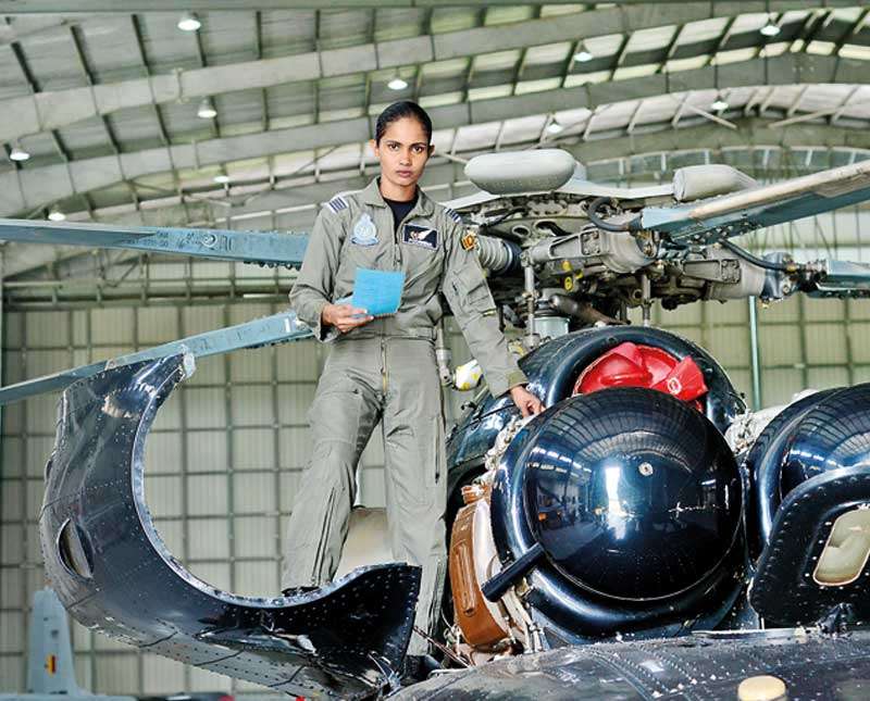 එඩිතර කෙල්ලක් - Poornima Anurangi