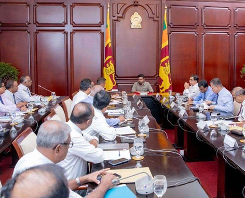 විපතට පත් ජනතාවට සහන සැලසීම මෙන්ම ජන ජීවිතය යළි ස්ථාපිත කිරීමේදීද  සියලු ආයතන අතර මනා සම්බන්ධීකරණයක් අත්‍යවශ්‍යයි  ජනපති අවධාරණය කරයි