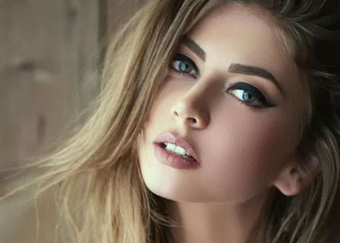 මලක් වගේ සුවඳට ඉන්න හැම ගැහැණු ළමයෙක්ම දැනගත යුතුම රහස් 20ක්