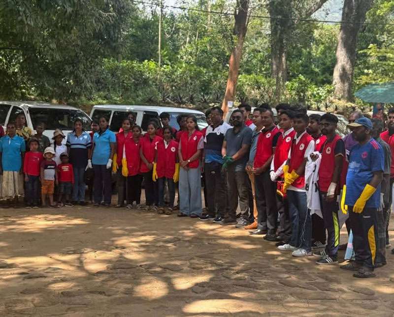 හුලංගල පුංචි ලෝකාන්තය ආශ්‍රිත පරිසර පද්ධතිය පිරිසිදු කරයි