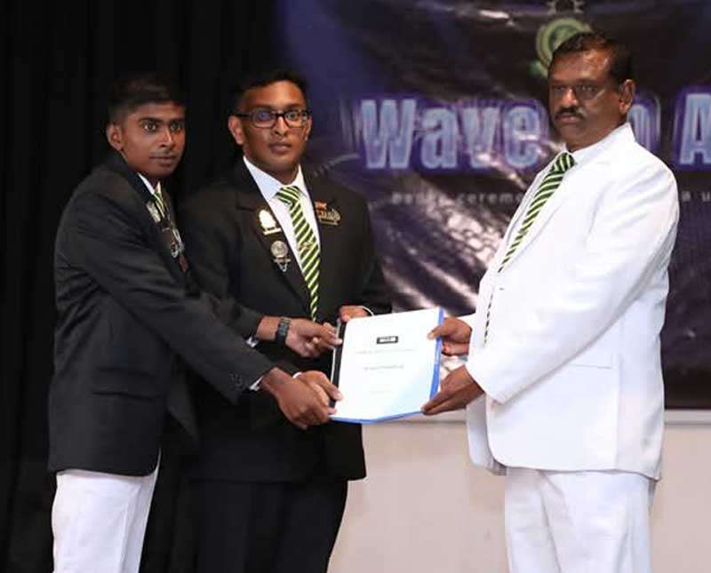 ගාමිණි මධ්‍ය මහා විද්‍යාලයේ මාධ්‍ය ඒකකයේ මාධ්‍ය ක්‍රියාකාරීන් සඳහා නිල ලාංජන පැළඳවීම