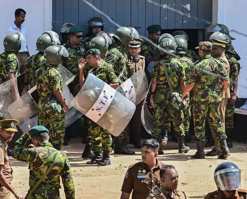 පහර දීම ගැන කළින්ම ඔත්තුවක් ලැබිලා ?