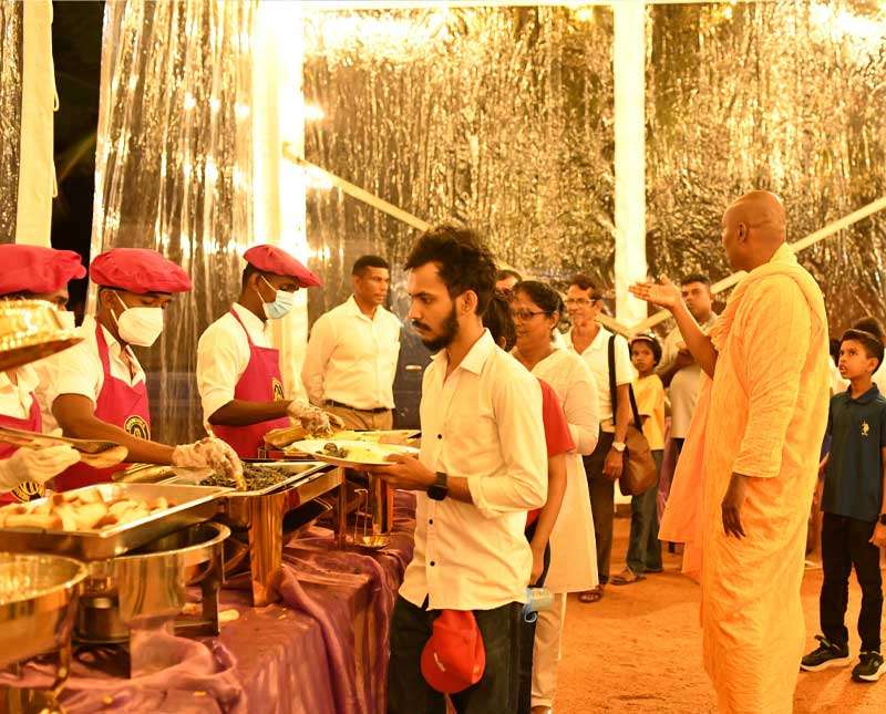 උමංදාවේ අසමසම පොසොන් දන්සල