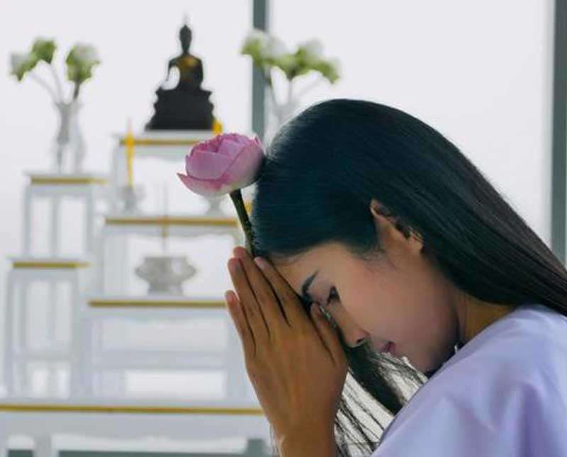 ස්ත්‍රියක් වී ඉපදීම පින් කරගන්න බාධාවක් නොවෙයි...
