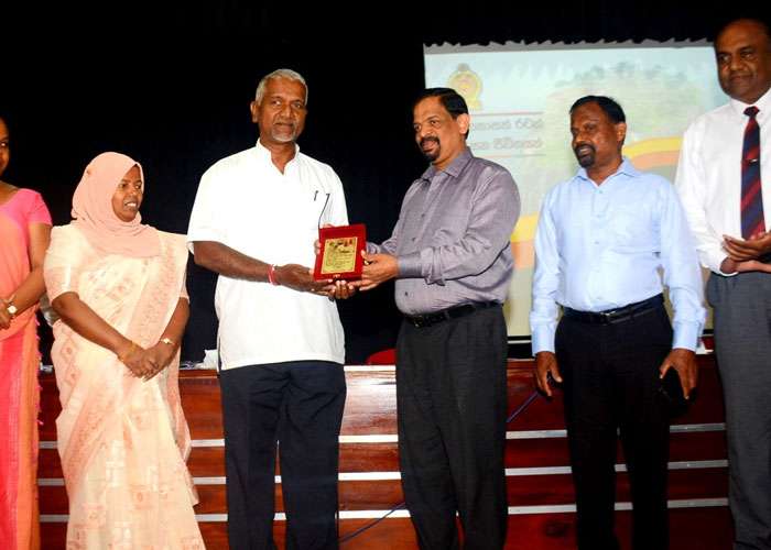 ඇගයුම ඇගයුමට