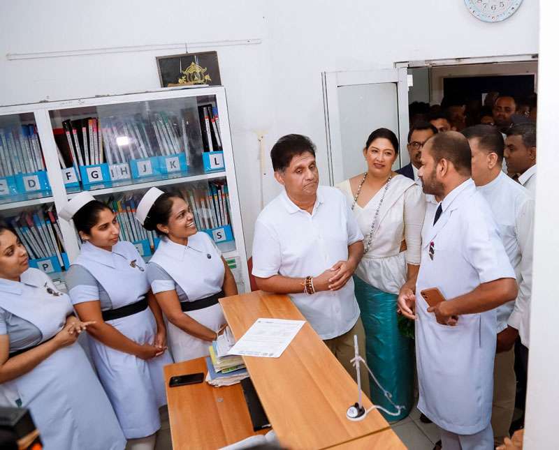 සජබ  නායකගේ හුස්ම වැඩ සටහනෙන්  මහනුවර ජාතික  රෝහලට   රුධිර කාන්දුකරණ  යන්ත්‍රයක්
