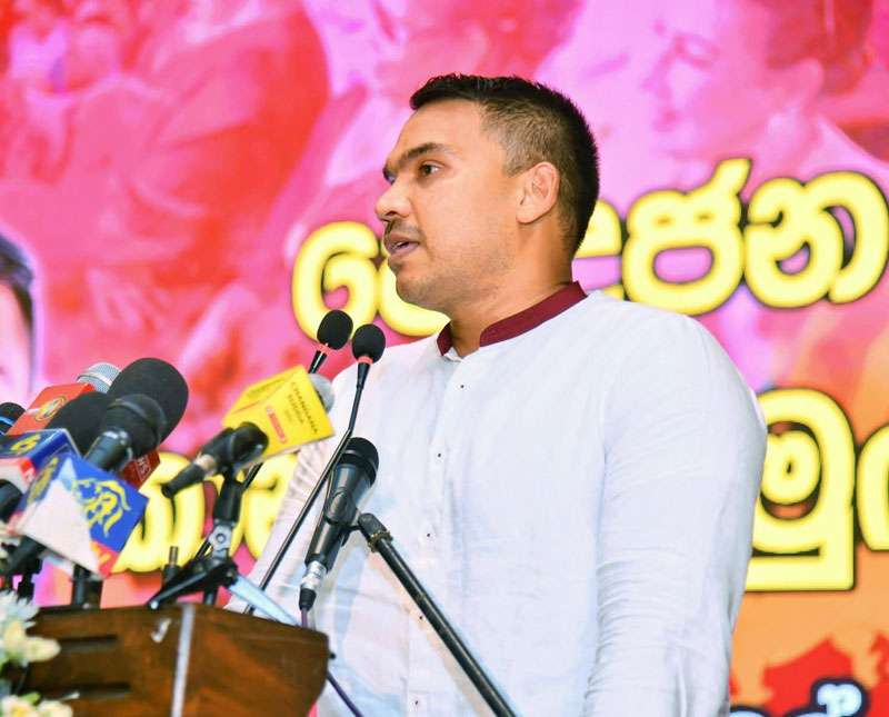 ගරු පාර්ලිමේන්තු මන්ත්‍රී නාමාල් රාජපක්ෂ මහතාගෙන් කාන්තා දිනයට පණිවිඩයක්.
