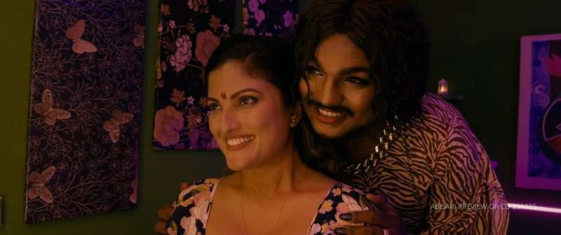 පාදපරිචාරිකාවක නොවූ ’’අභිසාරී’’