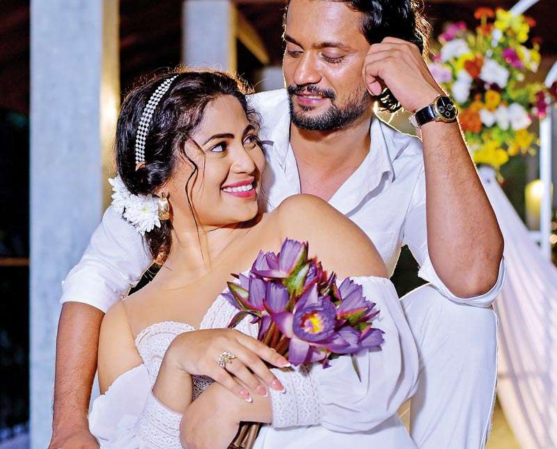 යන්න හිතපු ගමන වෙනස් වෙලා  Dilushi