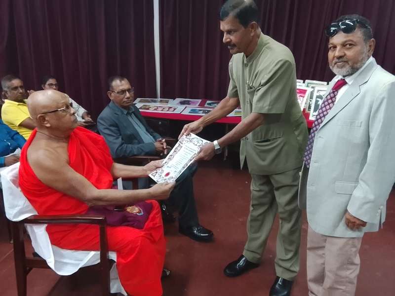 අස්ගිරි පාර්ශවයේ මාවිල්මඩ ධම්මපාල හිමියන්ට විශේෂ ගෞරව සම්මානයක්