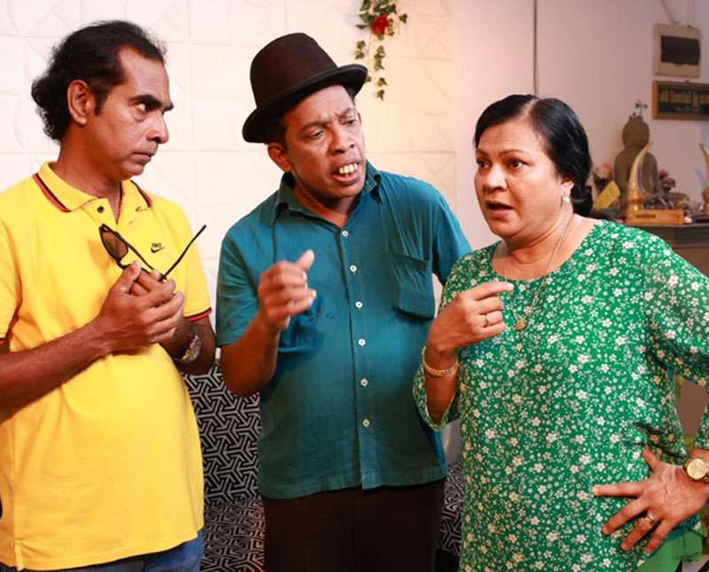 සිනාවට නව අරුතක් සමගින් ’’ එළඳ බ්‍රා ’’ දැන් තිරගත වේ.