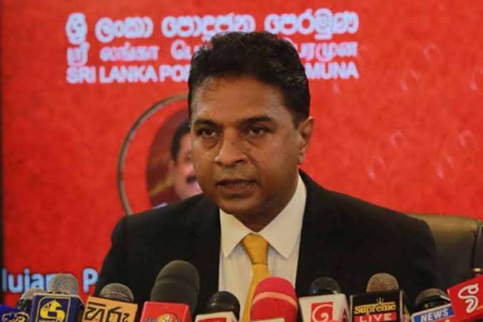 සාගර කාරියවසම් අත්අඩංගුවට