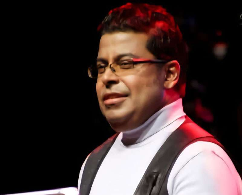 ප්‍රියන්ත නාවලගෙන් නත්තල් ගී ත්‍රිත්වයක්