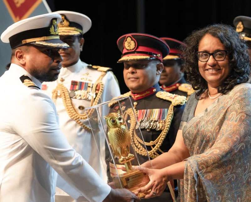 අනාගතයට අවශ්‍ය නායකයන් ගැන අගමැතිතුමියගේ අවධානයට