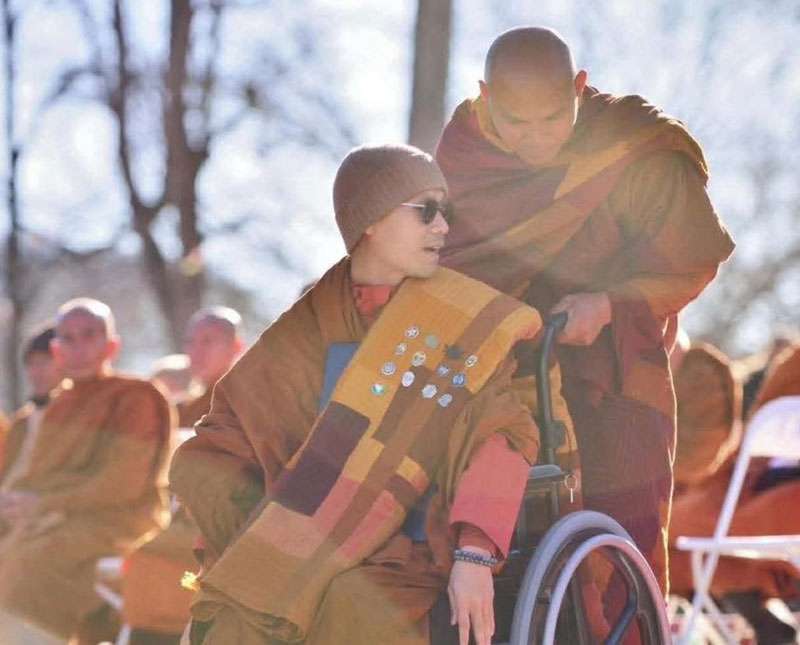 සාම පා ගමනේ මුල් අවධියේදී තුවාල ලැබූ ගෞරවනීය ස්වාමීන් වහන්සේ