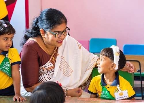 මනසින් සවිමත් - දරුවන් පොහොසත්