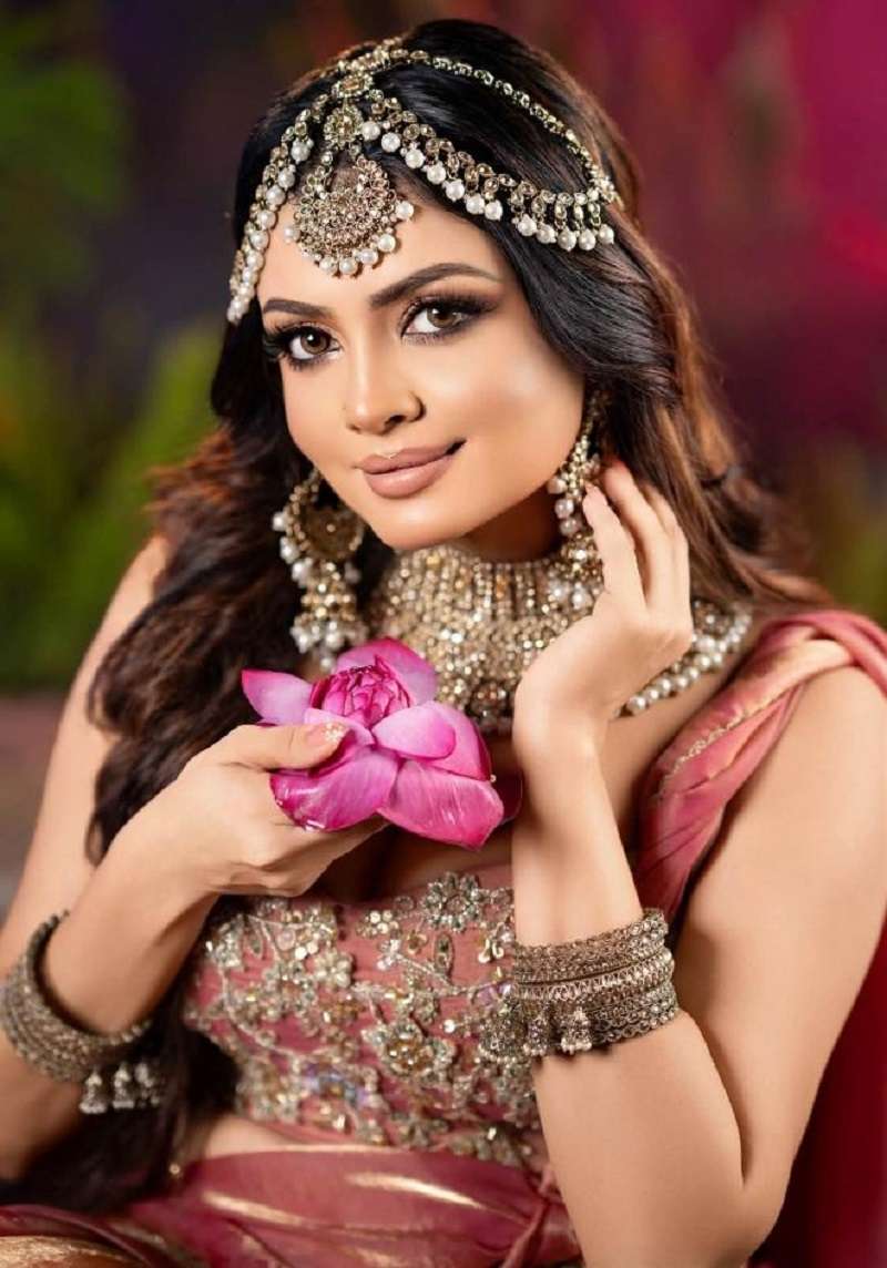 Crimson Elegance Rukshana