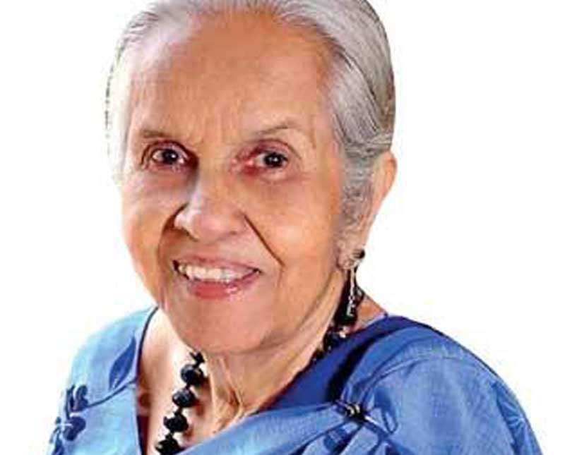 අද 98 වැනි වියට පා තැබූ  කලා ලෝකයේ නොමැකෙන තරුව