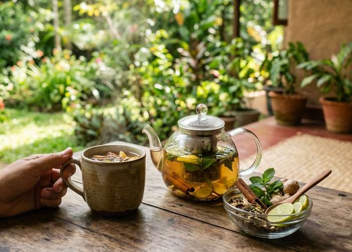 කාර්යබහුල  දවස සුවපත් කරවන ඔසු පැන්