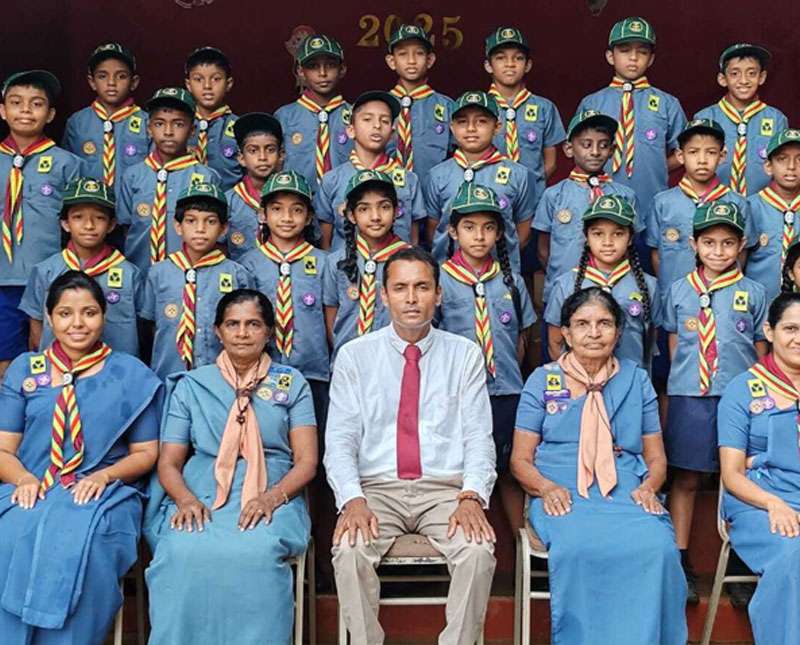 මාතලේ ඇල්වල විද්‍යාලයේ පෝතක බාලදක්ෂ සාමාජික පදක්කම් පැළඳවීම