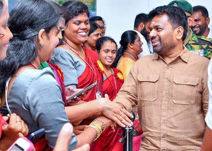 මඩකළපුව මහජන පුස්තකාල නව ගොඩනැගිල්ල ජනපති සහභාගිත්වයෙන් ජනතා අයිතියට