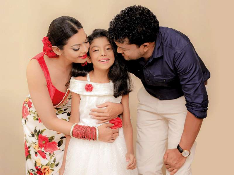 මගේ ජීවිතය මට වුණු ලොකුම බිඳ වැටීම සහ ඛේදවාචකය තමයි තාත්තාගේ සමු ගැනීම