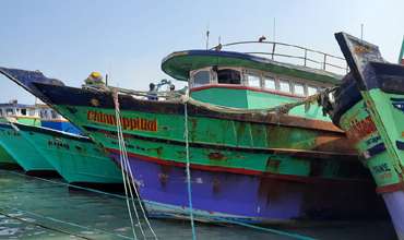 Four Indian bottom trawlers seized with 21 fishermen onboard