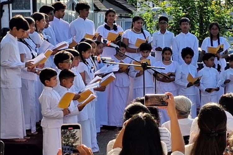 ලන්ඩනයේ පැවැත්වූ පොසොන් වැඩසටහන