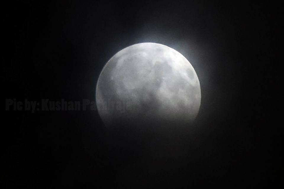 The partial lunar eclipse  (8)